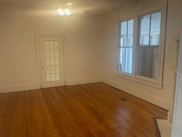334 E Duval St — Photo 2