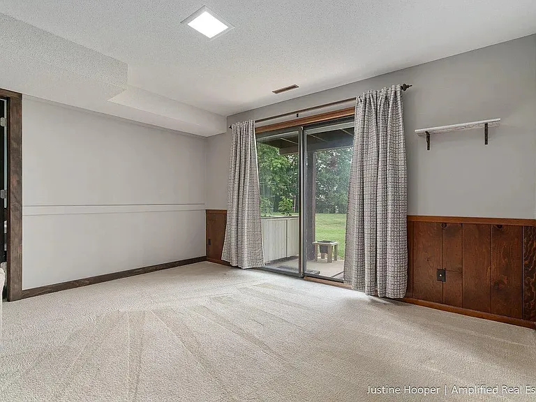 6980 Holly Hill Ct SW — Photo 22