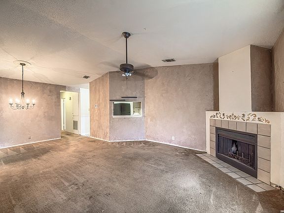 4th image of 8412 Dixon Ridge #80