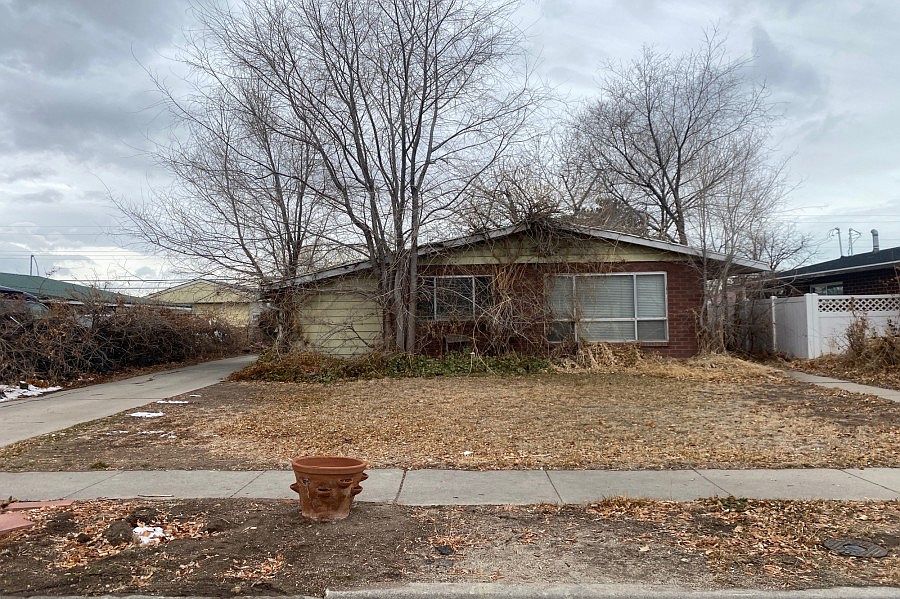 1st image of 1077 N Nocturne Dr