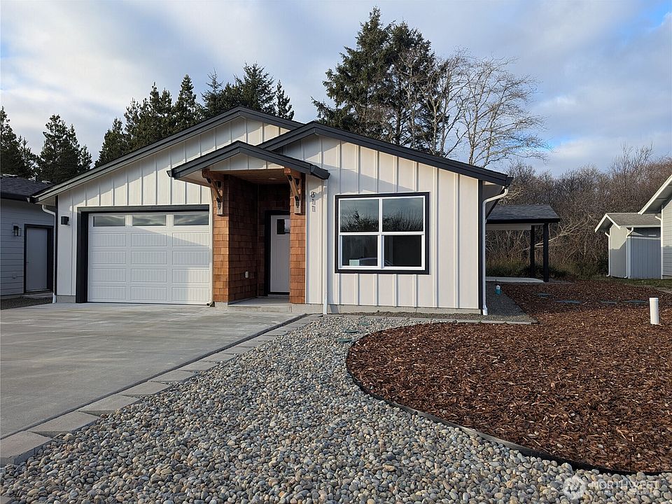 1st image of 811 NE 357th Street