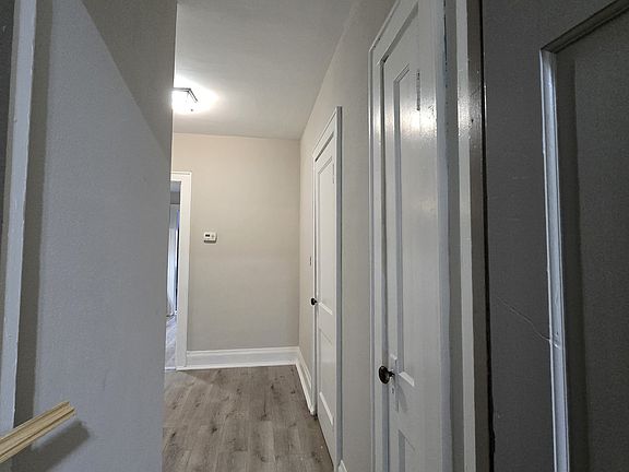 3rd image of 2111 W Burnham St APT A