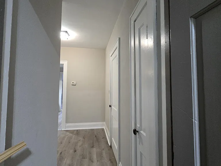 2111 W Burnham St #A — Photo 3
