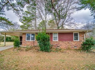 862 Oakdale Dr, Forest Park, GA 30297