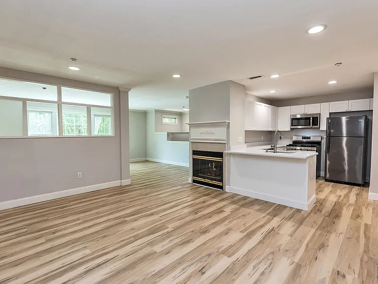 3-224 Maple Ridge Dr #226 — Photo 2