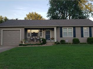 1318 N 11th St, Arkansas City, KS 67005