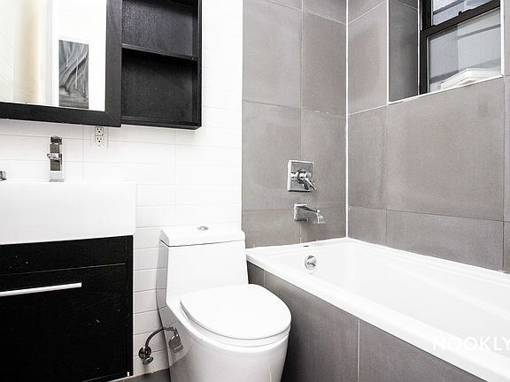 3rd image of 725 Driggs Ave #2H