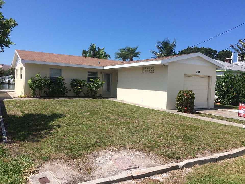 2nd image of 201 E Madeira Ave