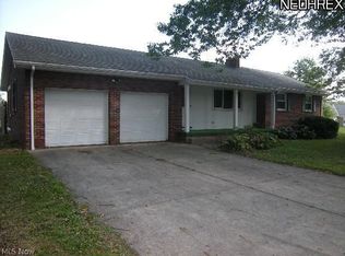 357 Grand St NW, Bolivar, OH 44612