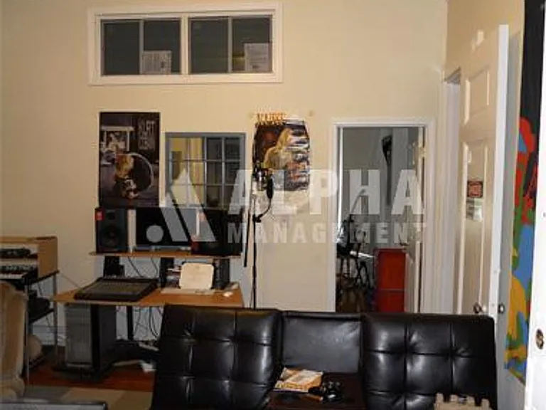 41 Bay State Rd #4 — Photo 24