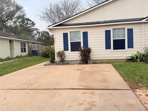 320 Willowick St, Tomball, TX 77375