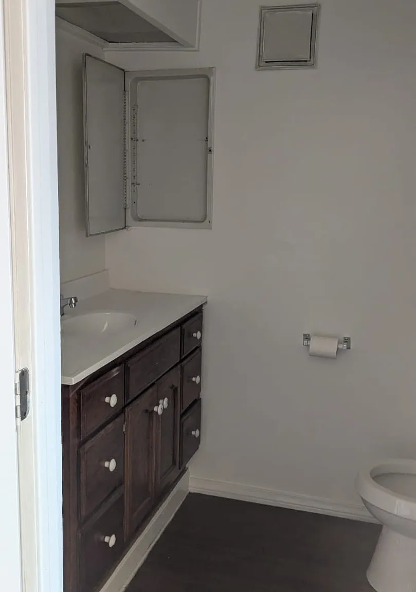 2 bed, 2.5 bath, 1000 sqft, $1,675 — Photo 1