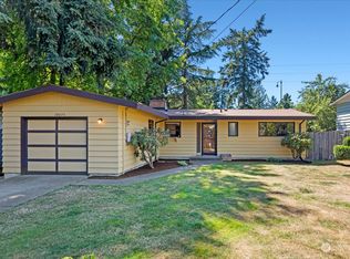 19275 Occidental Ave S, Des Moines, WA