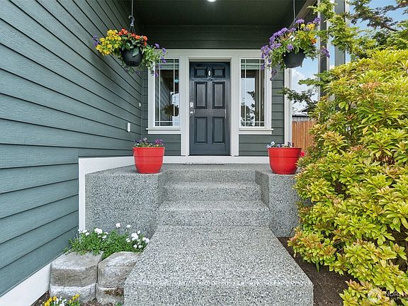 3rd image of 609 85th Drive SE