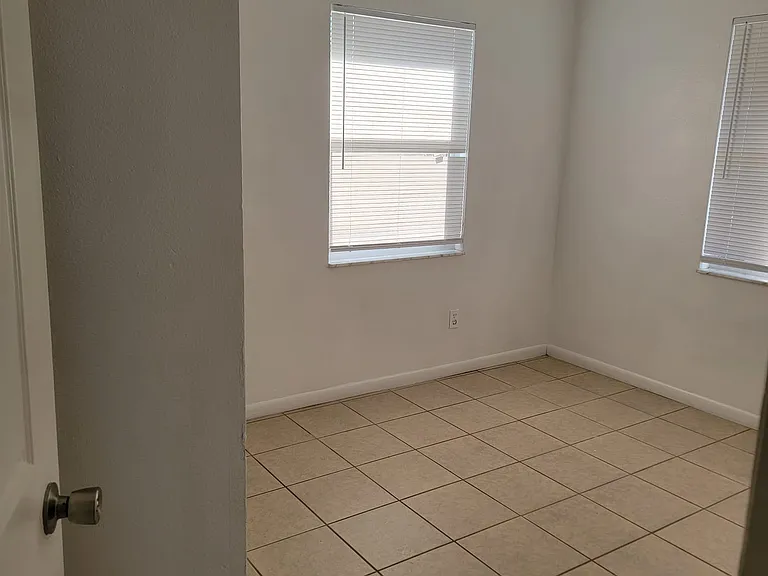 349 Denton Ave #B — Photo 6