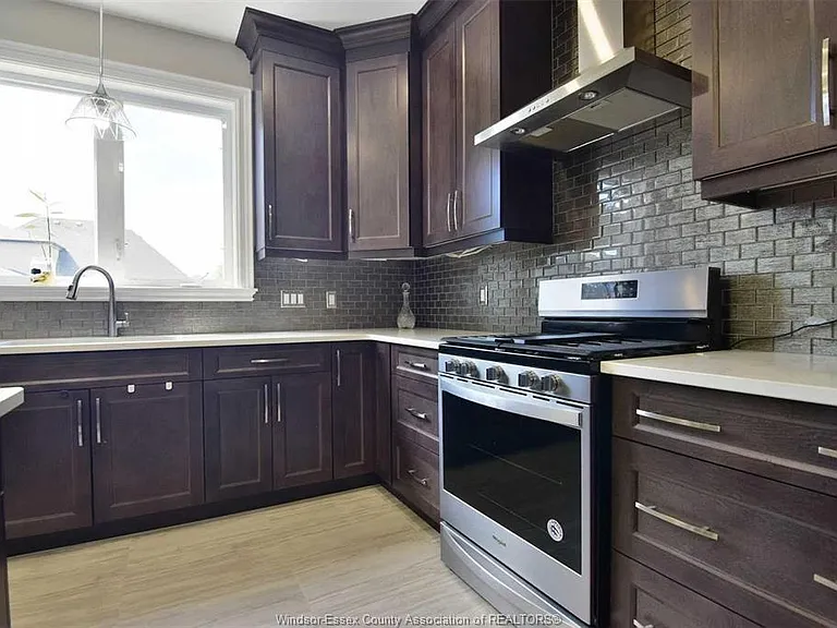 257 Arkona Ct — Photo 8