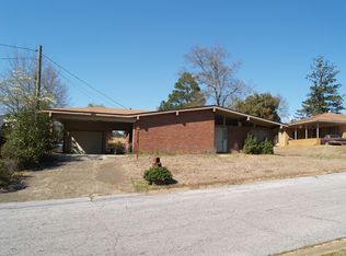6104 Oakland Park St, Meridian, MS 39307