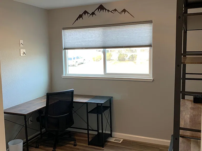 4422 E Utah Pl — Photo 14