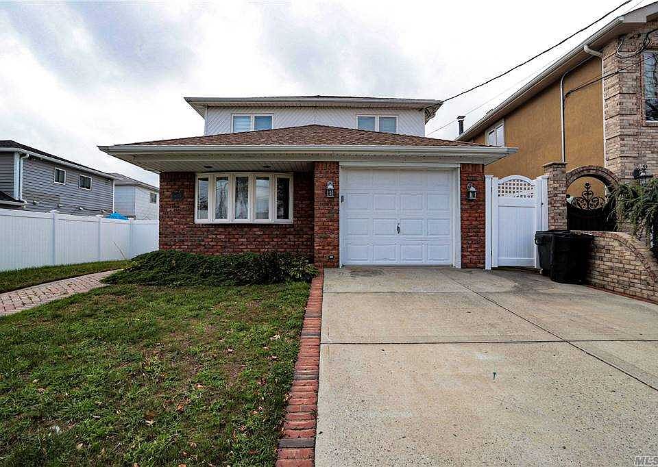 1st image of 160-44 92nd St