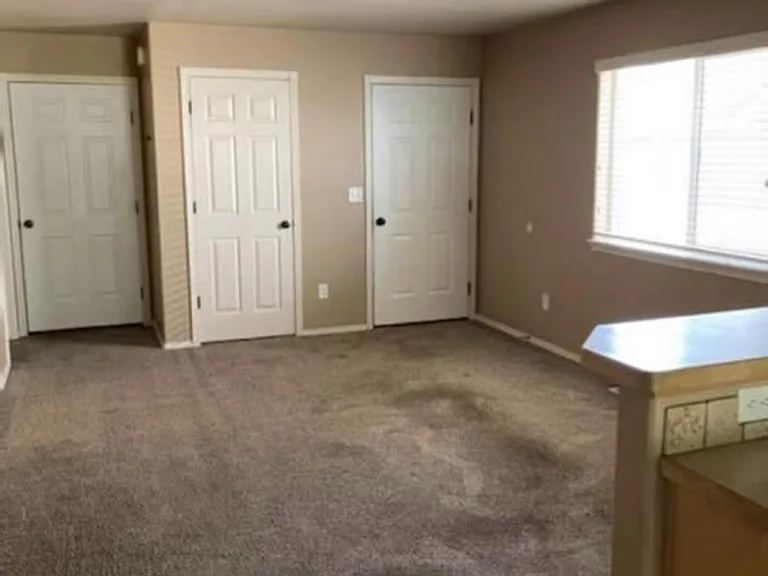 1861 Hoodie Ln — Photo 3