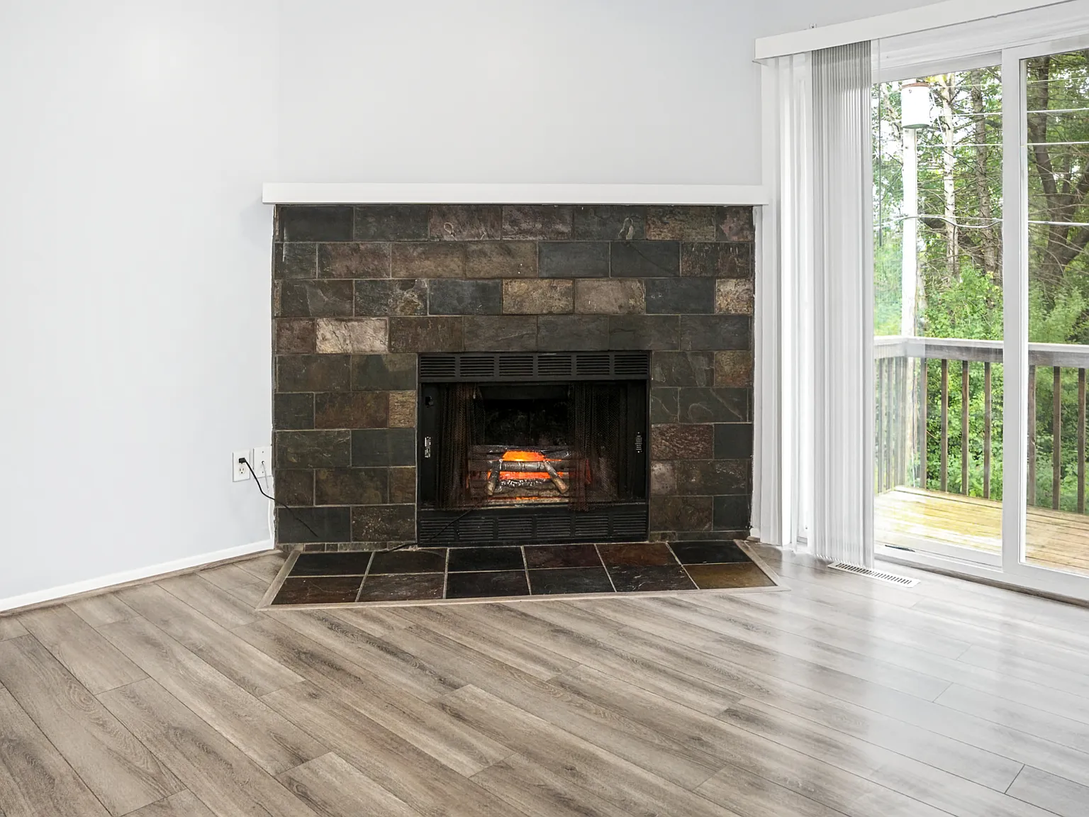2 bed, 800 sqft, $1,395 — Photo 4