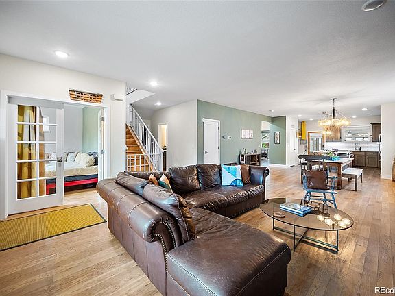 5th image of 1009-1007 Boulder Street