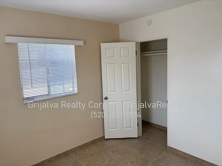 4641 18th — Photo 7