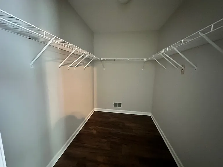 5885 Sarah Orr Ln — Photo 20