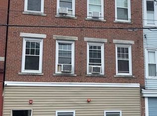 55-55A Newbury St, Lawrence, MA 01840
