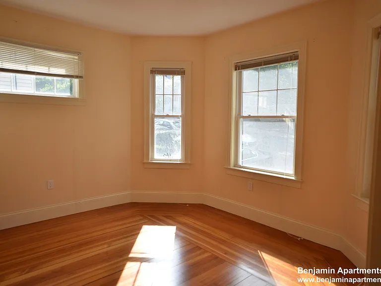 74 Brooks St #11 — Photo 14