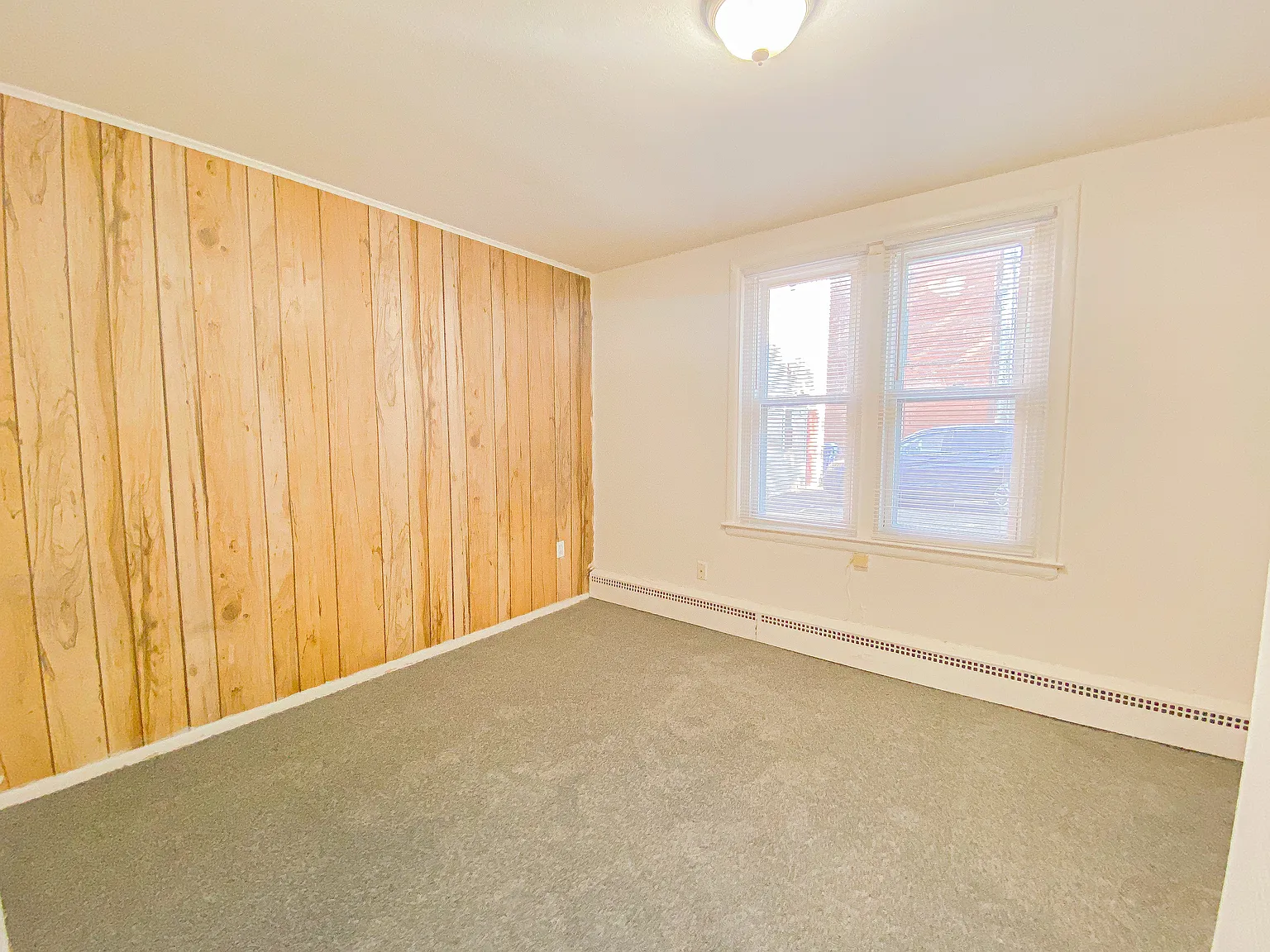 218 South Whitney Street — Photo 4