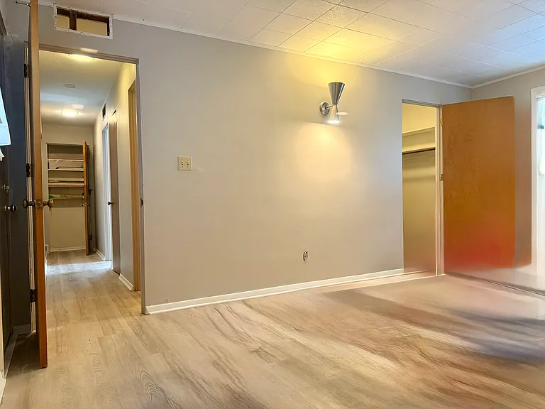 503 Hessel Blvd — Photo 39