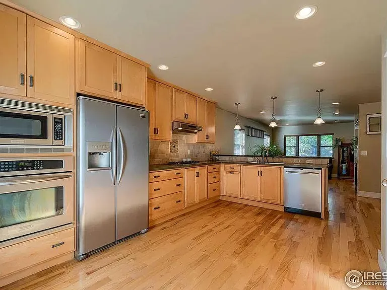634 S Grant Ave — Photo 4