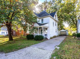 1322 27th Ave, Moline, IL 61265