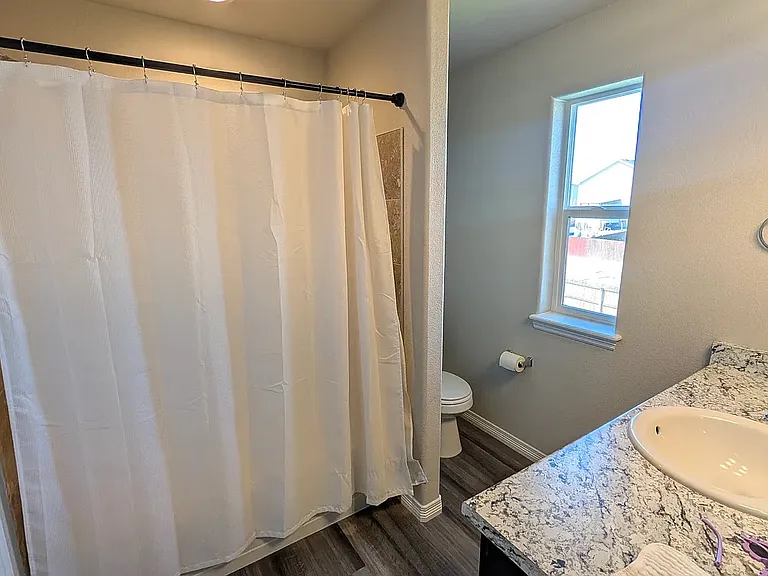 6452 Vedder Dr — Photo 17