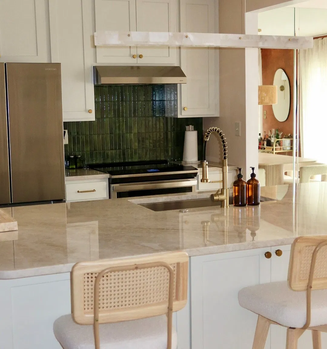 2 bed, 926 sqft, $2,800 — Photo 1