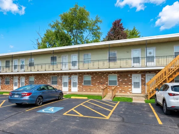 780 Anderson Ave APT 13, Akron, OH 44306