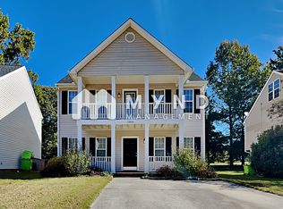 1808 Crag Burn Ln, Raleigh, NC 27604