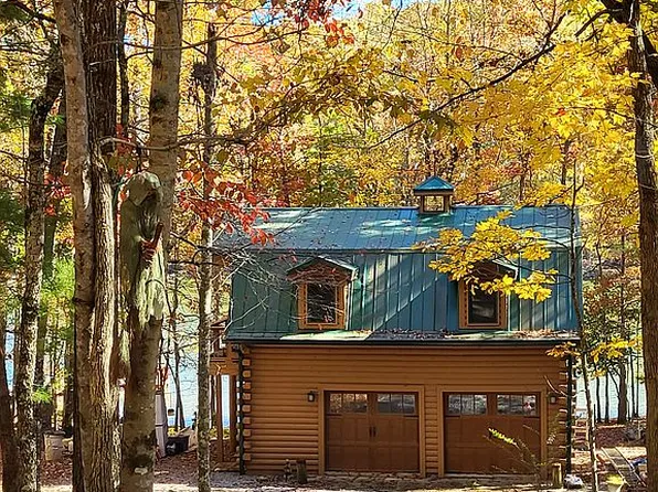 6030 Big Bass Ln, Tallassee, TN 37878