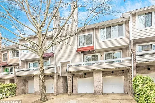 9845 Lake Shore Dr Photo 1