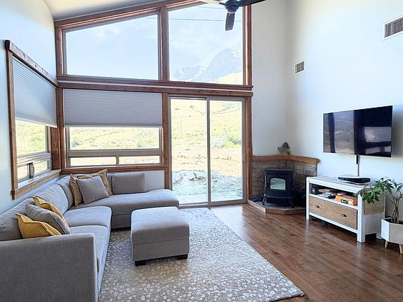 5th image of 19 Cannel Creek Rd
