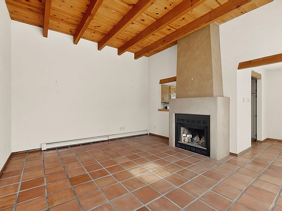 5th image of 2036 Placita De Quedo