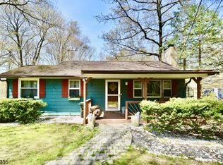 51 Maple Ave, Stockholm, NJ 07460