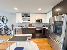 10 Taber St, Boston, MA