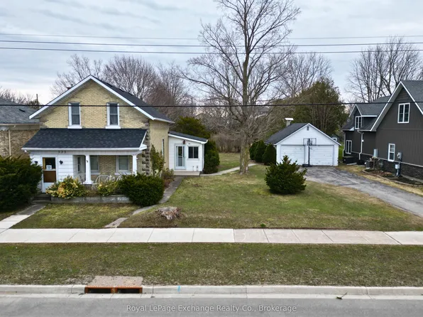 535 Queen St, Kincardine, ON N2Z 2H9