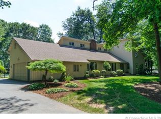 39 Rosemary Ln, South Windsor, CT 06074