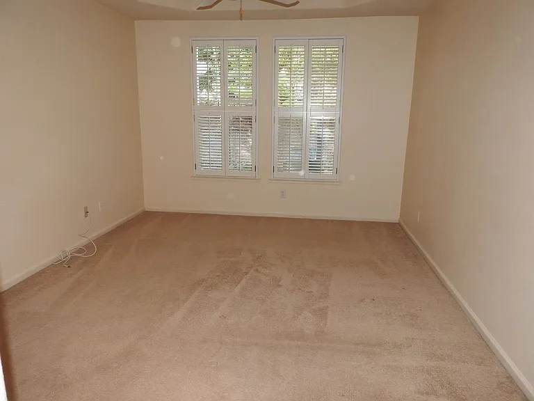 9928 Villa Granito Ln — Photo 23