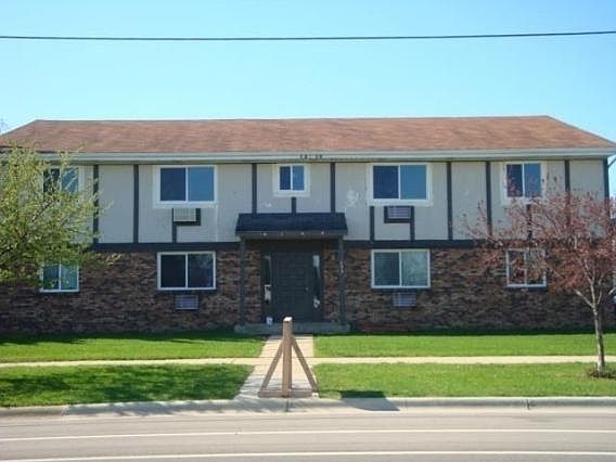 1st image of 647 Kellogg Ave
