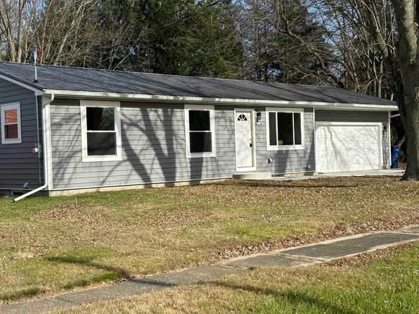 5563 Miriam Dr, Saginaw, MI 48601