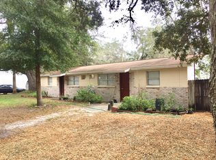 11623 Leland Hawes Rd, Thonotosassa, FL 33592